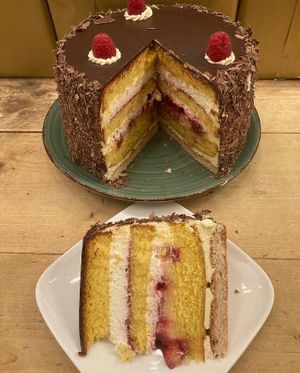 framboos chocolade ( no vegan ) at Zoet & Hartig in Amsterdam