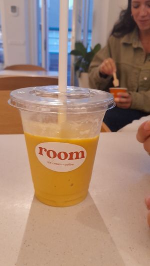 Mango and Cocunut milk shake at Room - Rodeweg in Groningen