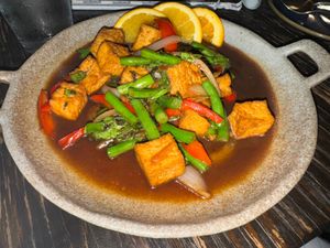 Thai Basil Pad Sauce w/Fried Tofu at Nour Thai Kitchen in Oakland Park