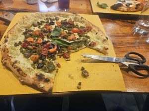 Vegan pesto pizza at Souldough Pizza in Cascais