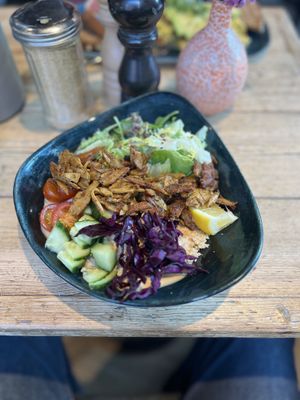 Kebab bowl  at Cotidiano in Munich