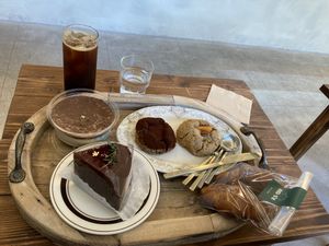 Selection of the first day (we tried more the second day, all were amazing!!)  at On-Ve Vegan Bakery 온비 비건베이커리 in Gyeongju