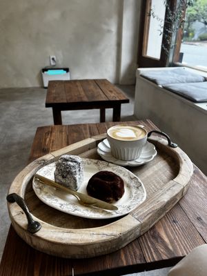   at On-Ve Vegan Bakery 온비 비건베이커리 in Gyeongju