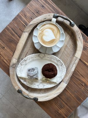   at On-Ve Vegan Bakery 온비 비건베이커리 in Gyeongju