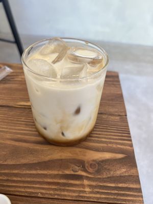   at On-Ve Vegan Bakery 온비 비건베이커리 in Gyeongju