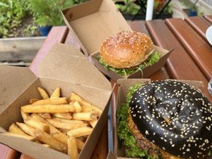   at VEG'D - Vegan Burgers - P-Berg in Berlin