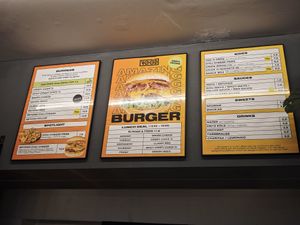  at VEG'D - Vegan Burgers - P-Berg in Berlin