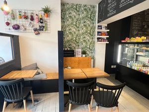  at The Long Dog Café in Aberdeen