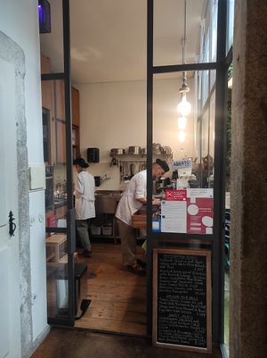 Kitchen at Musubu Cafe in Porto