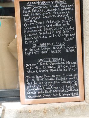 Today s menu. Wow at Musubu Cafe in Porto