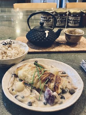 Alle Gerichte waren „plant based“ und glutenfrei.   at Musubu Cafe in Porto