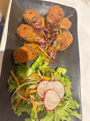  at Lokky's in Saundersfoot