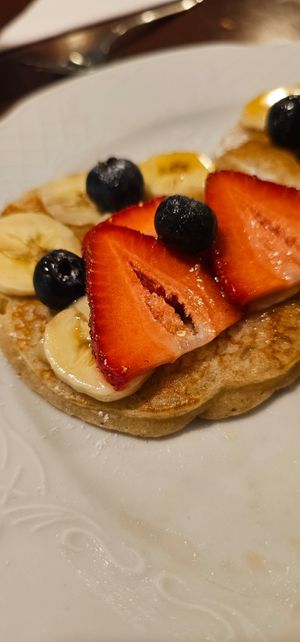 vegan pancakes at Cafe Romantic in Heidelberg