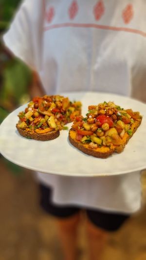 Vegan Hummus Toast at Tojol in Puerto Escondido