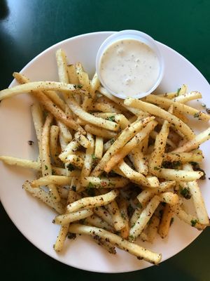 garlic fries at East West Cafe in Sebastopol