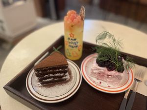   at Cafe ohh good thing - 오굳띵 in Busan