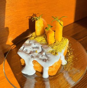 Peach Beach - Vegan Peach Cake at Cafe ohh good thing - 오굳띵 in Busan