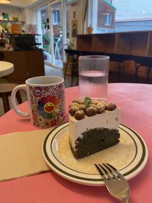   at Cafe ohh good thing - 오굳띵 in Busan