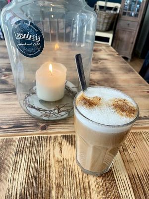 Latte macchiato at Lavanderia - Café und Bistro in Stendal
