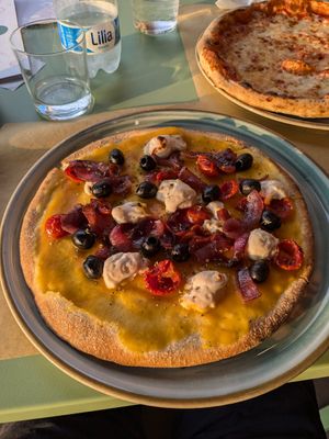 The Mitica on a GF base at Zia Pizza in Peschiera Del Garda