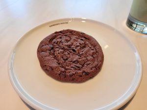 Vegan chocolate cookie at Espresso House in Sandnes