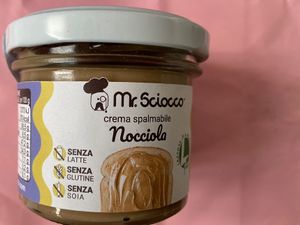Crema nocciola   at Mr.Sciocco in Poggiardo
