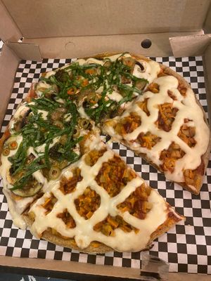  at Tolstói Pizza Vegana - temporarily closed in Bucaramanga