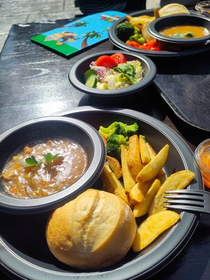 Vegan meal at Three Broomsticks  in Osaka