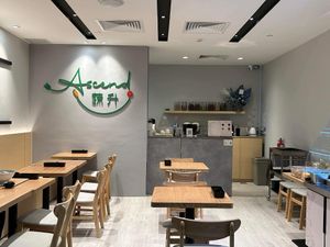 Café interior. Photo by Henry Lau aka Mr Purple at Ascend Vegetarian 蔬升 in Central Singapore