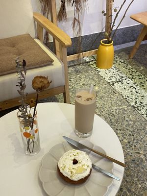 Lemon donut and oat milk iced latte  at Plant Light Vegan - 植光圈 in Taichung