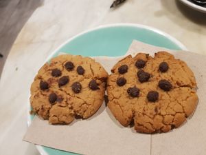 Pb cookies at Pionero Coffee Roasters in Oviedo