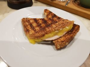 Hot sandwich at Pionero Coffee Roasters in Oviedo