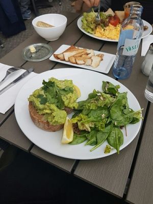 Avocado on toast at Chipps in Berlin