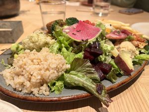 Vegan salad plate  at Cosme Kitchen Adaptation - 渋谷ヒカリエ店  in Tokyo