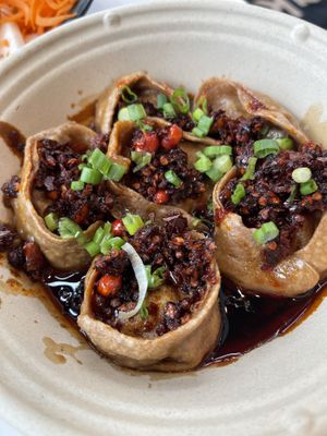   at Mak Mak Organic  in Oceanside