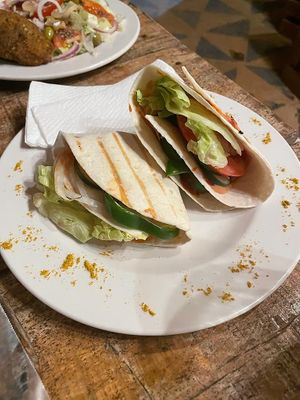 Quesadillas sin queso at Sasy in Santa Catalina