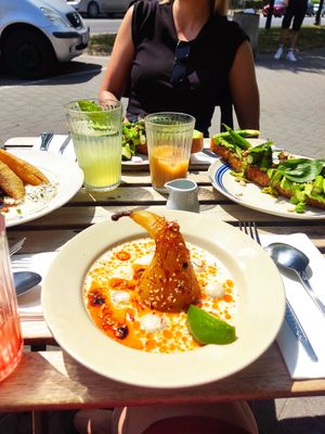 Zupa nie-mleczna, gruszka gotowana w prosseco. at Lychees in Warsaw