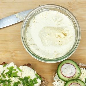 Veganer Frischkäse – Rezept auf dem Blog at Eat the Rainbow – Kochkurse & Ernährungscoaching in Horst