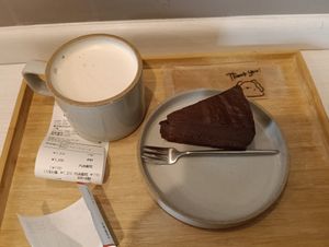  at Shark Coffee in Tokyo