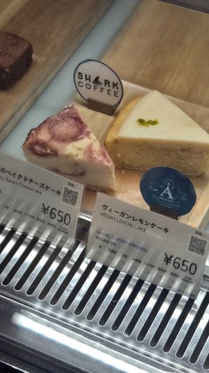  at Shark Coffee in Tokyo
