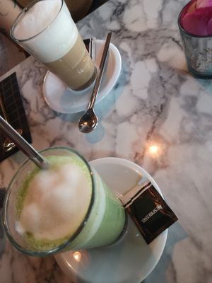 Drinks match latte at Taboe in Blankenberge