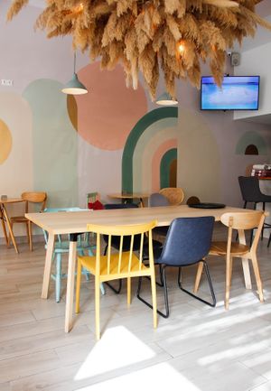 New decor at Makai Cafe in Orihuela