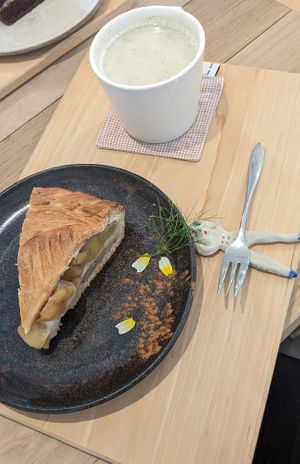 Apple Pie at Cafe Pirica - 喫茶 Pirica (ピリカ) in Beppu