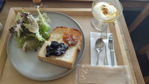 Toast plate with jam & butter at Cafe Pirica - 喫茶 Pirica (ピリカ) in Beppu