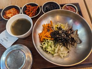 Vegetable bibimbap for vegan at ICN - PLE:EATING - T1 in Incheon