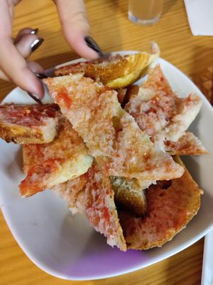Pa amb tomàquet at La Muriel in Barcelona