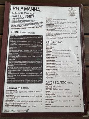 Menu! 1 leaf means vegetarian, 2 leaves mean vegan. And the brown circle means gluten free. Page 1  at Café 18 do Forte in Rio De Janeiro