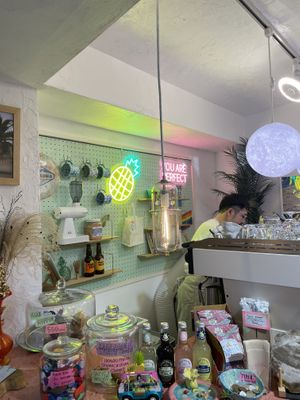 Counter  at Ananas Coffee アナナスコーヒー in Tokyo