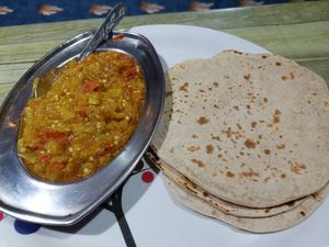 Eggplant Bhurji (150 INR) and Plain Chapatis (á 10 INR) at Energy Cafe & Guest House in Bundi