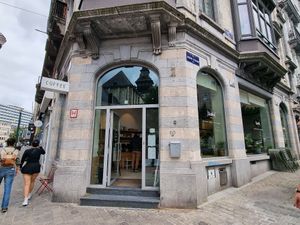 On the corner at Kafei Korner Sablon in Brussels